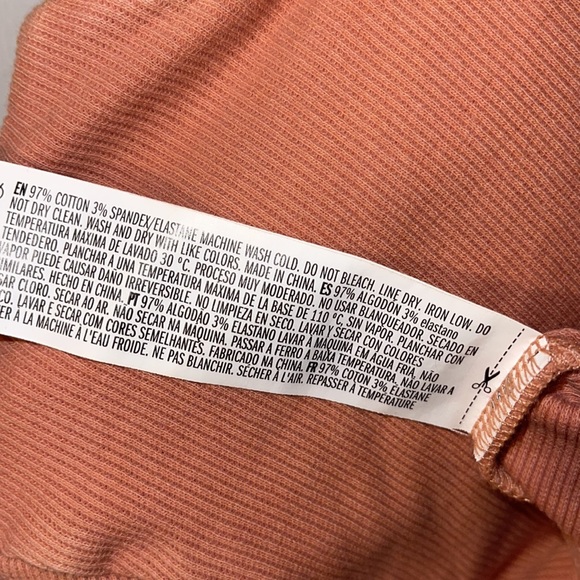 Nwot forever 21 ribbed crewneck crop top - Picture 5 of 5